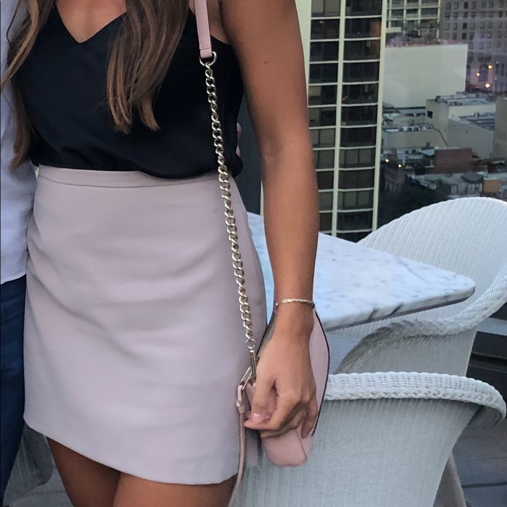 Aritzia mini skirt